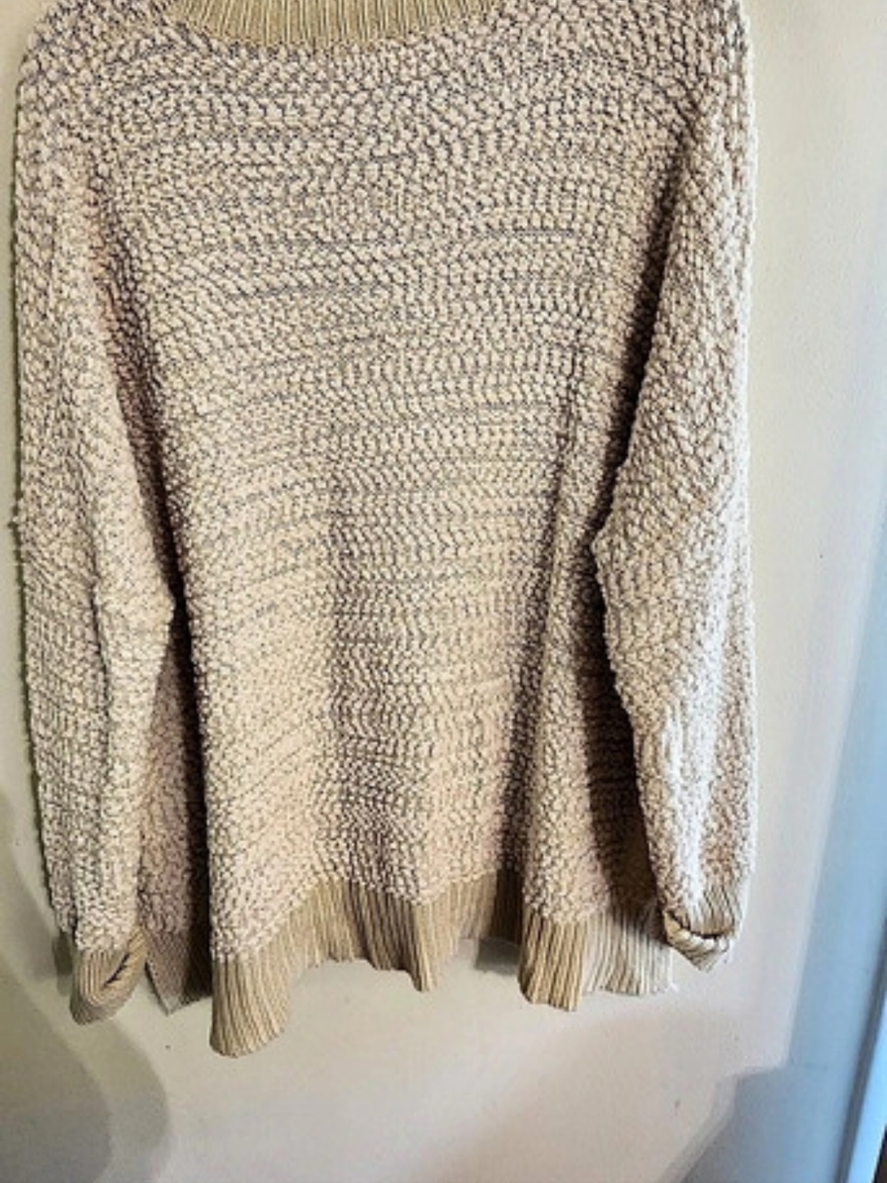 Easel Los Angeles Cream Textured Popcorn Chenille Knit Sweater Size Large